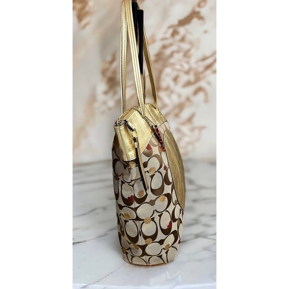 Coach F18870 Laura Signature Secret Admirer Tote & Matching Large Wristlet - Picture 5 of 13